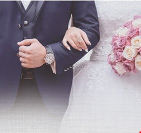 بالصورة .. زيجة رابعة لقيادي سياسي تثير لغطاً واسعاً على منصات التواصل الاجتماعي