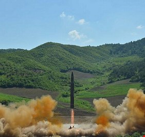 يونهاب : كوريا الشمالية أطلقت صواريخ متعددة باتجاه بحر اليابان