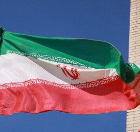 السلطات الإيرانية تقدم توضيحا حول ظروف طاقم السفينتين اليونانيتين المحتجزتين