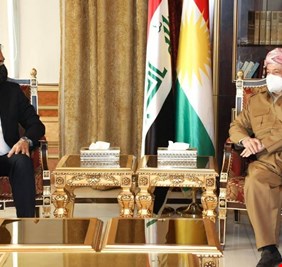 نواب مستقلون يلتقون البارزاني لطرح مبادرتهم والاخير يرحب