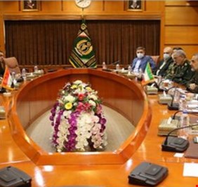 من طهران ..وزير الداخلية يشيد بالعلاقات الثنائية، ويبحث مع المسؤولين الإيرانيين تأمين الحدود، ومكافحة الجريمة، وتذليل العقبات أمام (الزوار)