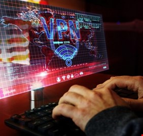 تحذيرات من استخدام تطبيقات VPN المجانية