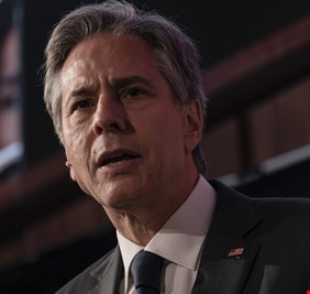 بلينكن: أكثر من 40 دولة قدمت دعما عسكريا لأوكرانيا