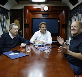 قادة فرنسا وألمانيا وإيطاليا في كييف