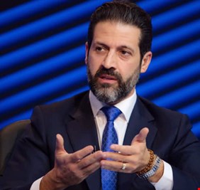 قوباد طالباني: لم نعد نستطيع التحمل وندعو بغداد  للتدخل