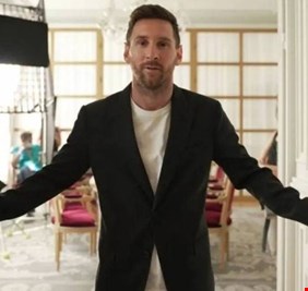 ميسي يصنع المعجزات بعيدا عن الملاعب