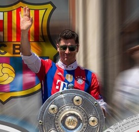 ليفاندوفسكي يرفع راية التمرد بدعم من برشلونة ضد التعنت البافاري