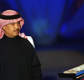 محمد عبده غاضب من غناء ابنه: 
