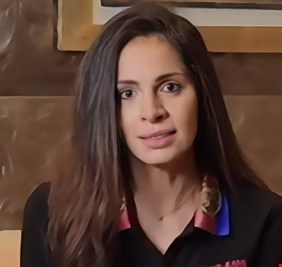 بعد ظهور آمال ماهر المفاجئ... خبراء لغة الجسد وعلم النفس يحسمون الجدل