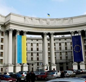 الخارجية الأوكرانية تعلن عن قطع العلاقات الدبلوماسية مع سوريا