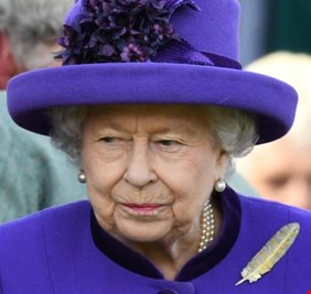 ديلي ميل : قصر باكنغهام يخفض مهام إليزابيث الثانية لأول مرة منذ عشر سنوات