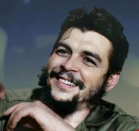 لأول مرة .. (العراق اليوم) ينشر بالفيديو الملون مقابلة تلفزيونية مع الثائر الأممي تشي جيفارا