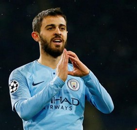 برناردو سيلفا يضغط على السيتي للانتقال إلى برشلونة