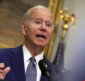 بايدن يوجه رسالة إلى الكونغرس يطالب فيها بالتصديق على بروتوكولات انضمام فنلندا والسويد للناتو