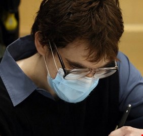 الولايات المتحدة.. بدء محاكمة جزار مدرسة باركلاند في فلوريدا