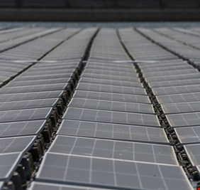 مكسيكو سيتي تبدأ بإنشاء محطة طاقة شمسية ضخمة