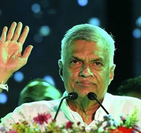 ويكريميسينغه يؤدي اليمين رئيسا لسريلانكا وتحقيق حول قطع البث المباشر للتلفزيون أثناء مراسم التنصيب