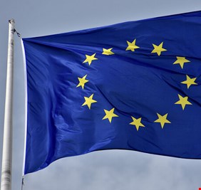 من الذين طالتهم العقوبات الأوروبية الجديدة ضد روسيا؟