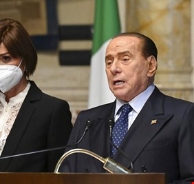 برلسكوني: لا دور ليمين-الوسط في إسقاط حكومة دراغي