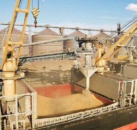 أوكرانيا توقع اتفاقية مع تركيا والأمم المتحدة بشأن تصدير الحبوب