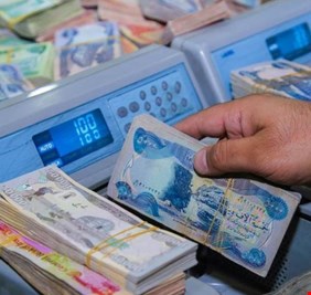 مسؤول مالي يوضح تداعيات أنخفاض قيمة العملات على الدينار العراقي