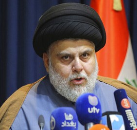 وزير الصدر يوجه باخلاء مجلس النواب من المتظاهرين