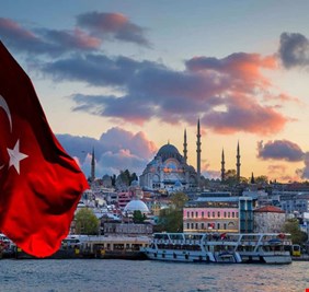 العراق يستورد احجاراً كريمة ومعادن ثمينة من تركيا بأكثر من مليار دولار وخبير يعلق