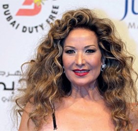 رغدة تردّ على مخرج مصري كذّب أحمد زكي