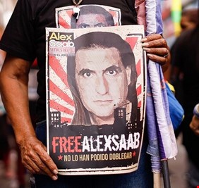 اقتراح فنزويلي لواشنطن بمبادلة سجناء أمريكيين بمقرب من مادورو