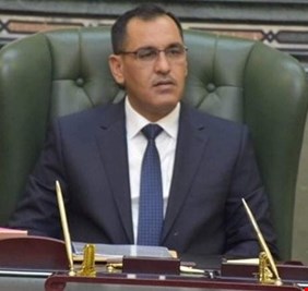 المحترم يبقى محترماً.. والذليل يظل ذليلاً خانعاً..  وزير الصناعة صالح الجبوري إنموذجاً !!