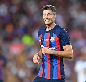 ليفاندوفسكي: سأقضي عيد ميلادي في فعل ما أحبه مع برشلونة