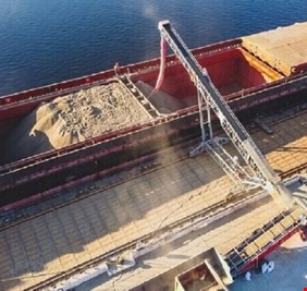 السماح لـ7 سفن بمغادرة موانئ أوكرانيا في إطار الصفقة الغذائية