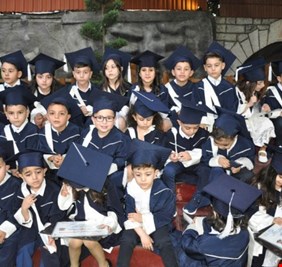 لماذا تمنع التربية حفلات التخرج في مدارسها، خوفاً على التلميذ ام على المدرسة؟