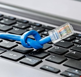 هل ستنقطع خدمة الإنترنت في العراق؟