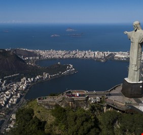 عودة القنصل الألماني المتهم في البرازيل بقتل زوجته إلى بلاده