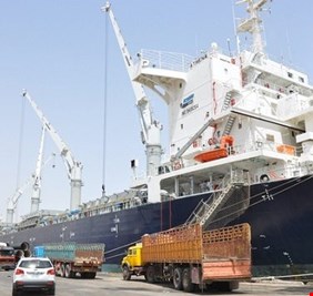 وصول 42 ألف طن من الرز التايلندي لحساب السلة الغذائية في العراق