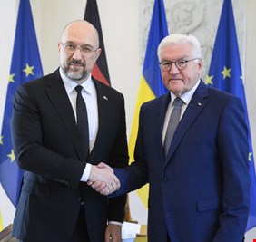 رئيس الحكومة الأوكرانية في ألمانيا