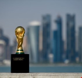قطر التي أفسدت ذمة بلاتر وبلاتيني وإنفانتينو،  بمليار دولار.. تفسد متعة  أحلى بطولة تنتظرها مئات الملايين في العالم  !
