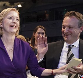 تعرف على ليز تراس رئيسة الوزراء البريطانية الجديدة