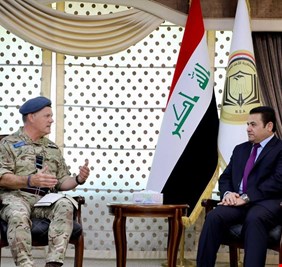 الأعرجي لمسؤول بريطاني كبير: نعمل على مكافحة الارهاب والمخدرات