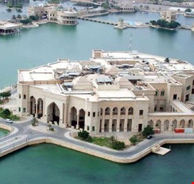 الأمين العام للهيئة الإستشارية العراقية للإعمار والتطوير يطلب إخلاء القصور الرئاسية ...