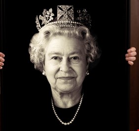 ما هي كلمة السر في الإبلاغ عن وفاة الملكة اليزابيث، وكيف يتم تداول خبر الإعلان عن وفاتها بين الحكومة والقصر وطبيبها الخاص !