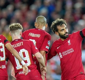 صلاح يكسر صيامه ويسجل رقما قياسيا جديدا