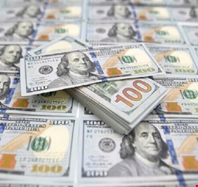 بلومبرغ: أغنى الأثرياء الأمريكيين خسروا 93 مليار دولار في يوم واحد