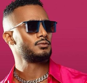 ناهد السباعي تهاجم محمد رمضان: اسأل 