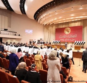 سياسي مستقل يتوقع حل البرلمان نهاية 2023 بعد تشكيل حكومة باتفاق الإطار والتيار