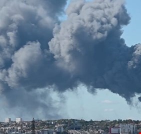 اندلاع حريق في أكبر سوق عالميا في باريس