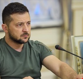 زيلينسكي يدعو الناتو لشن ضربات 