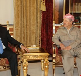 هل يعادي مسعود البارزاني الرئيس الحالي برهم صالح شخصياً ويريد منعه من الولاية الثانية ؟