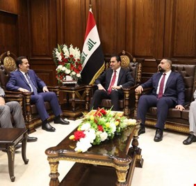 مرشح الأطار التنسيقي لرئاسة الوزراء يصل مجلس النواب ويجتمع بالمندلاوي